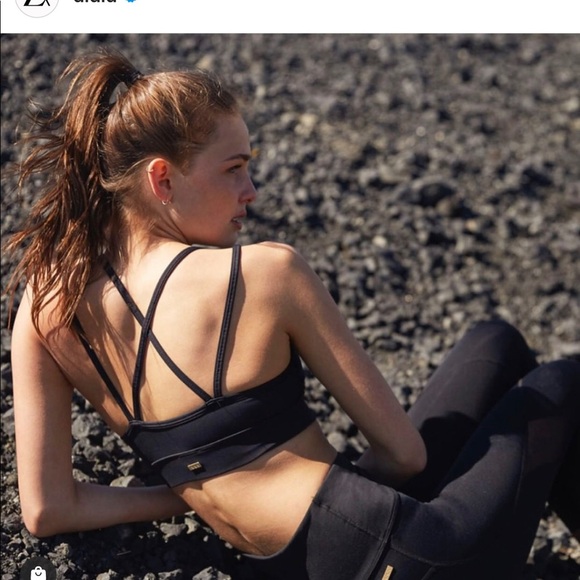 NWT Alala Aurora Sports Bra in Black - Picture 11 of 11